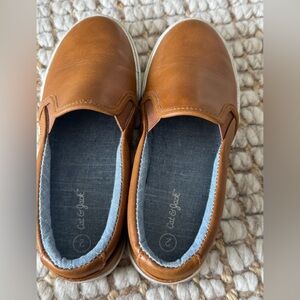 Boys dress shoes slip ons size 2 in cognac